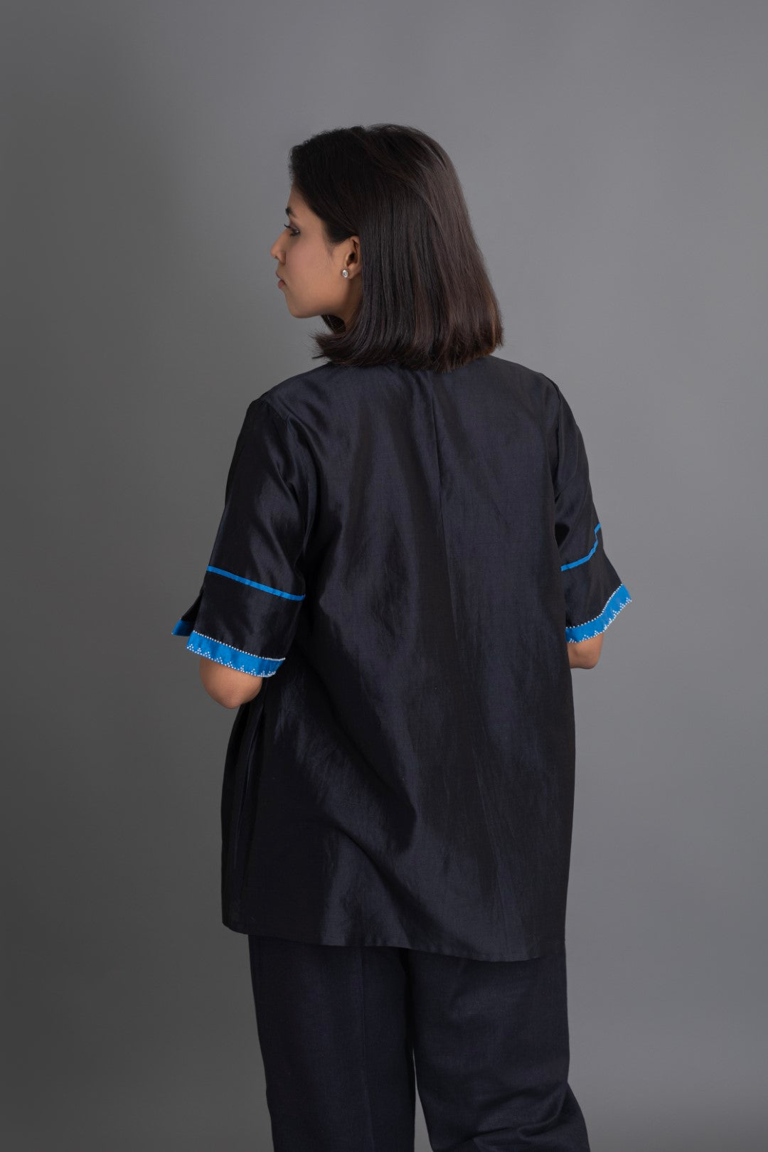 Obsidian Top with Royal Blue collar and cuff